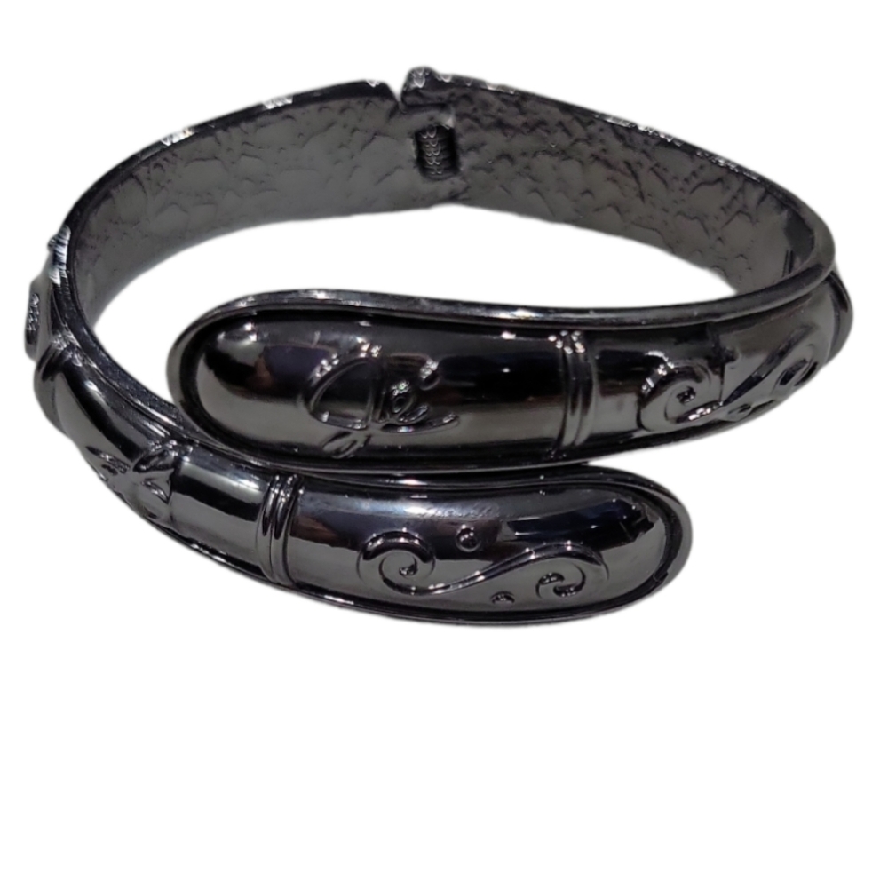 Fumi Silver Tone Hinged Cuff Bracelet